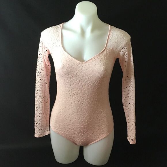 NEW!!!HOLLISTER LACE TEDDY  - Picture 2 of 4